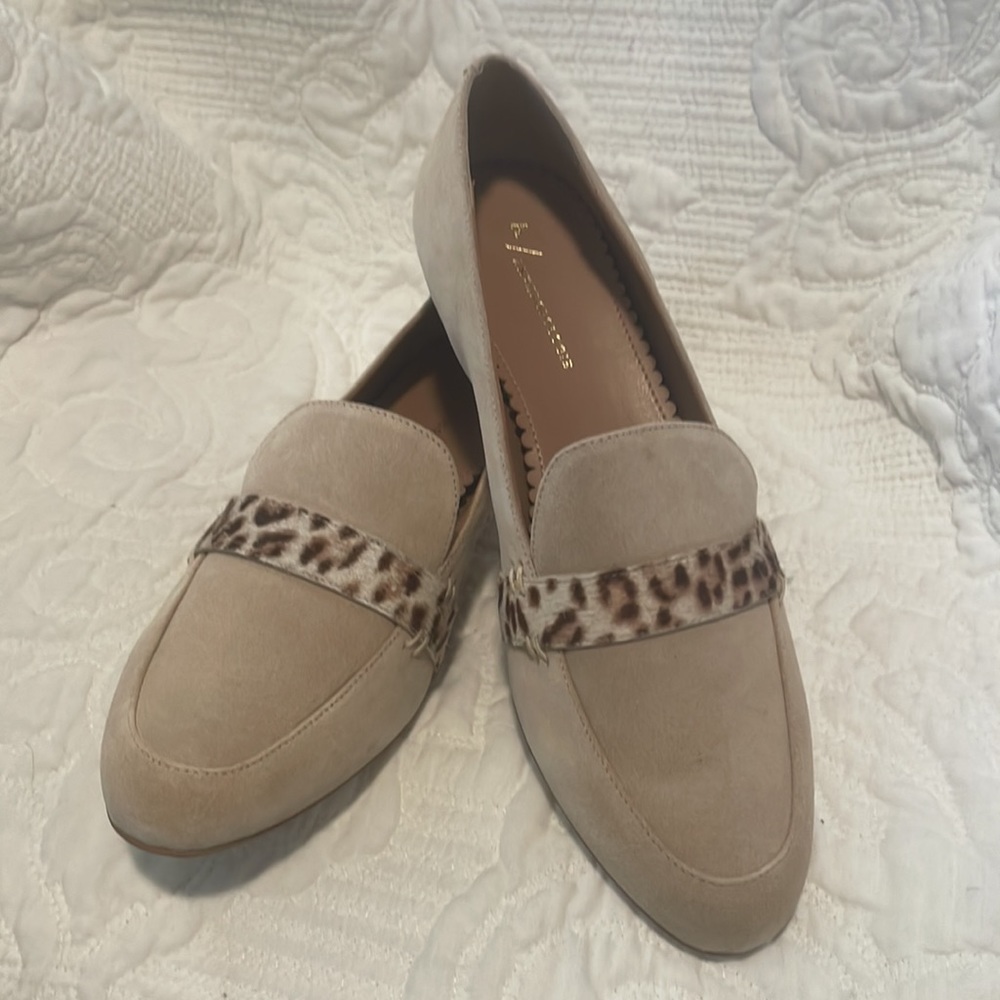 Anthropologie NWT Loafer Style Tan Suede Shoe with Leopard Detail, Size 10